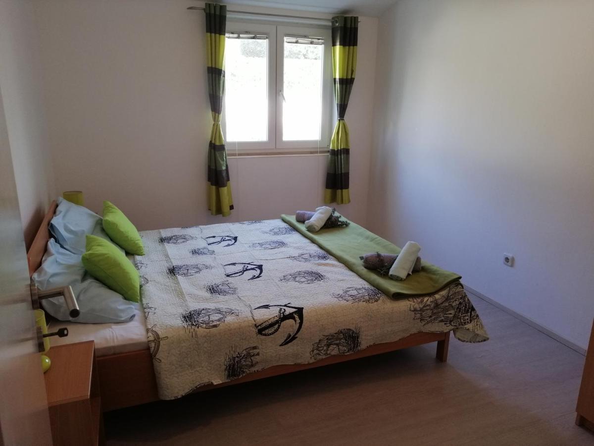 Appartamento Mirjana Radovic Baška Esterno foto